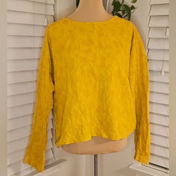 Black Crane Mustard Yellow Blouse - Picture 2 of 6